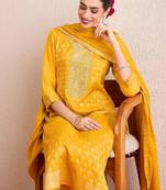 Women Ethnic Motifs Embroidered Regular Kurta with Trousers & With Dupatta