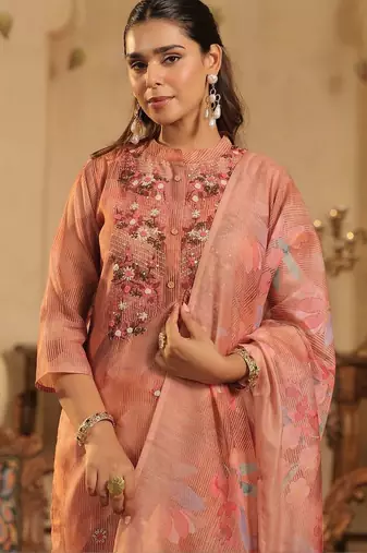Floral Embroidered Straight Thread Work Kurta With Trousers & Dupatta