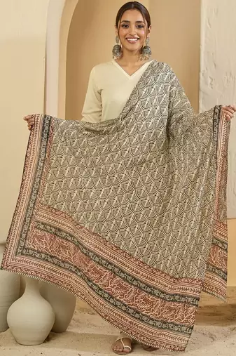 Ethnic Motifs Straight Kurta With Trousers & Dupatta