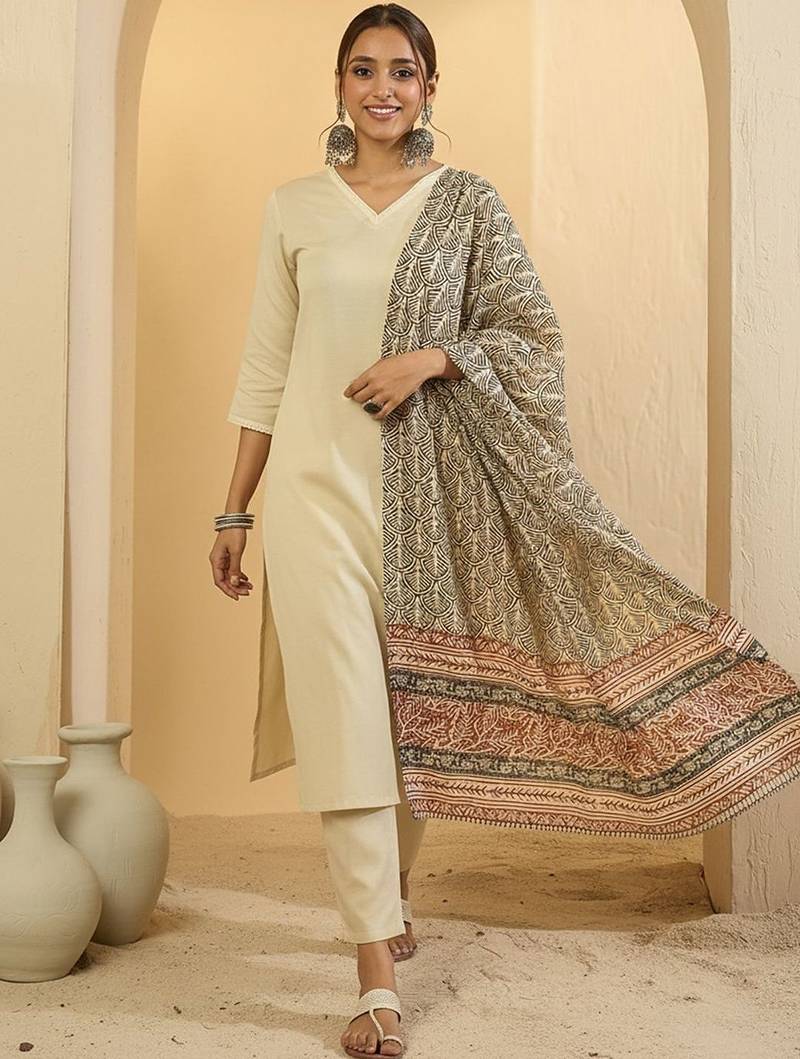 Ethnic Motifs Straight Kurta With Trousers & Dupatta