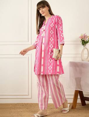 Women Printed Pure Cotton Kurta with Palazzos 1