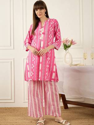 Women Printed Pure Cotton Kurta with Palazzos 6