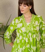 Floral Printed Empire Pure Cotton Kurta with Trousers
