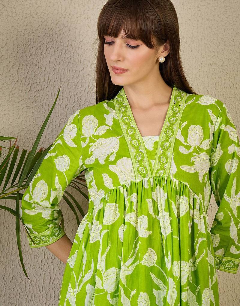 Floral Printed Empire Pure Cotton Kurta with Trousers