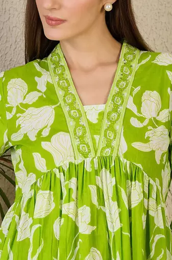 Floral Printed Empire Pure Cotton Kurta with Trousers