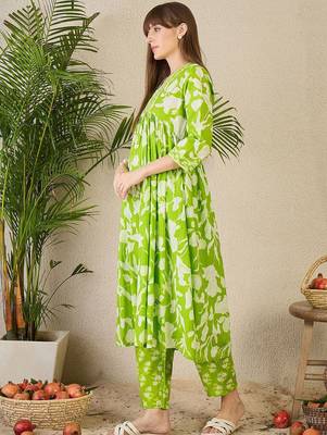 Floral Printed Empire Pure Cotton Kurta with Trousers 4
