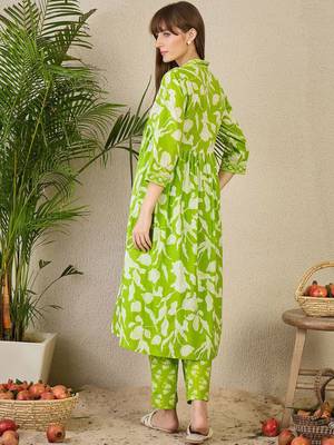 Floral Printed Empire Pure Cotton Kurta with Trousers 5