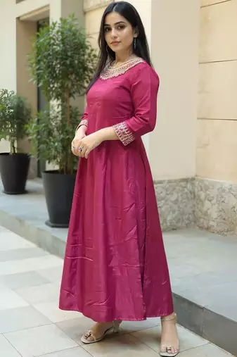 Women Ethnic Motifs Embroidered Anarkali Kurta with Trousers