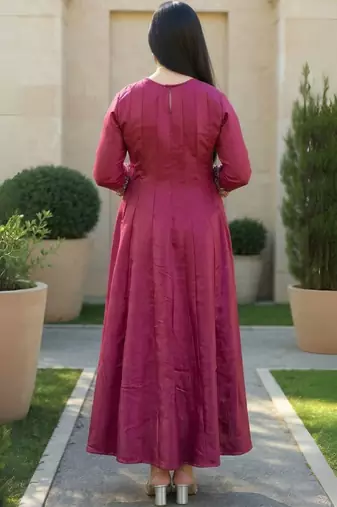 Women Ethnic Motifs Embroidered Anarkali Kurta with Trousers