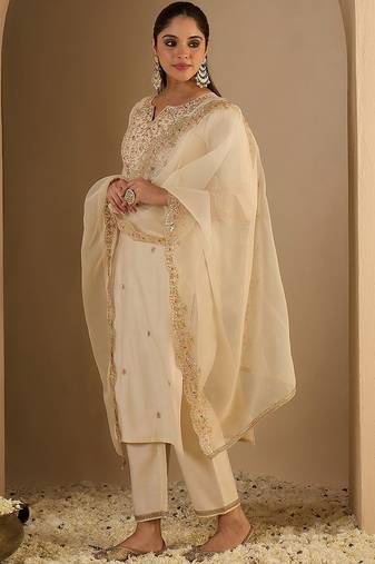 Women Ethnic Motifs Embroidered Regular Thread Work Liva Kurta with Trousers & With Dupatta
