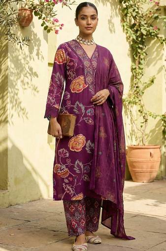 Women Floral Printed Regular Thread Work Pure Cotton Kurta with Trousers & With Dupatta