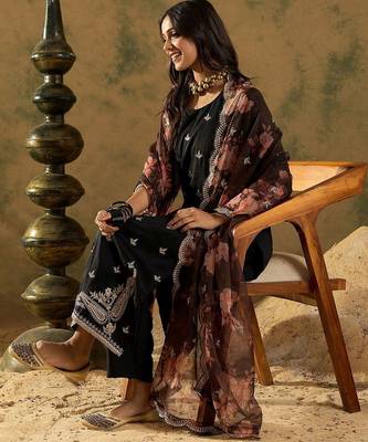 Women Ethnic Motifs Embroidered Regular Kurta with Trousers & With Dupatta 7