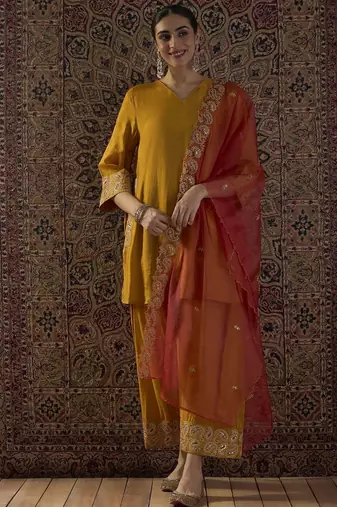 Ethnic Motifs Embroidered V-Neck Zari Straight Kurta With Trousers & Dupatta