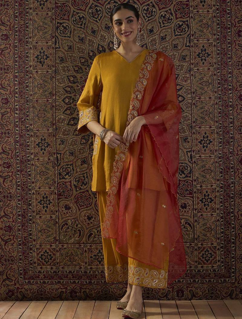 Ethnic Motifs Embroidered V-Neck Zari Straight Kurta With Trousers & Dupatta