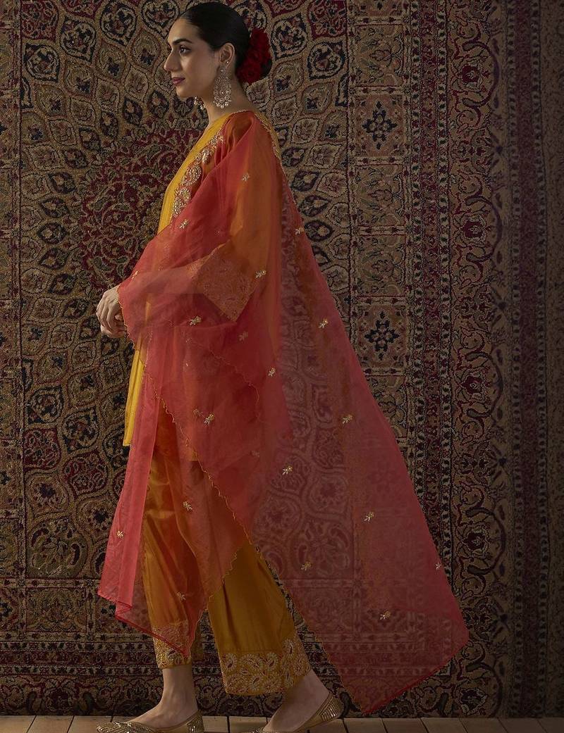 Ethnic Motifs Embroidered V-Neck Zari Straight Kurta With Trousers & Dupatta