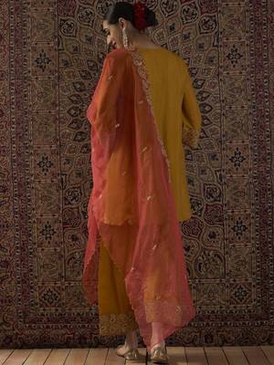 Ethnic Motifs Embroidered V-Neck Zari Straight Kurta With Trousers & Dupatta 6