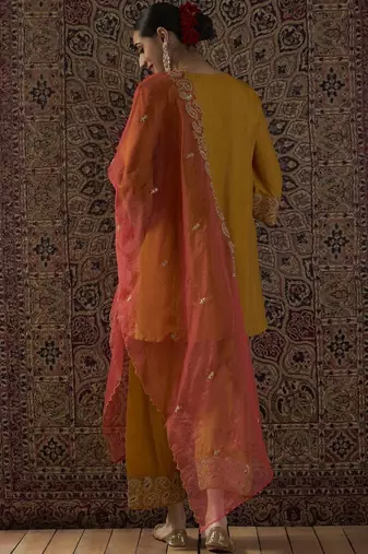 Ethnic Motifs Embroidered V-Neck Zari Straight Kurta With Trousers & Dupatta