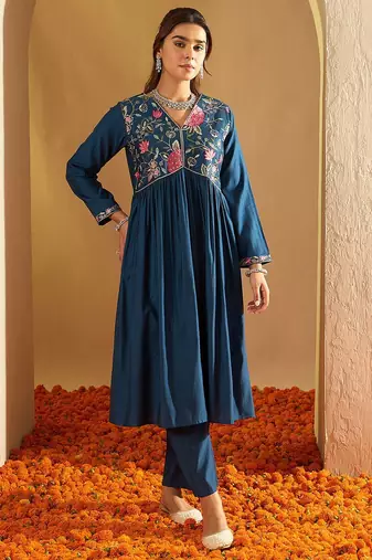 Floral Yoke Design Empire A-Line Sequinned Liva Kurta with Trousers
