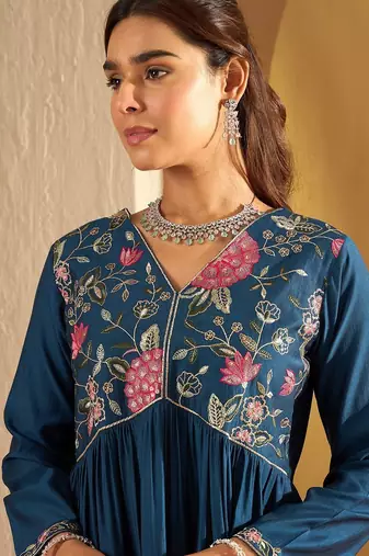 Floral Yoke Design Empire A-Line Sequinned Liva Kurta with Trousers