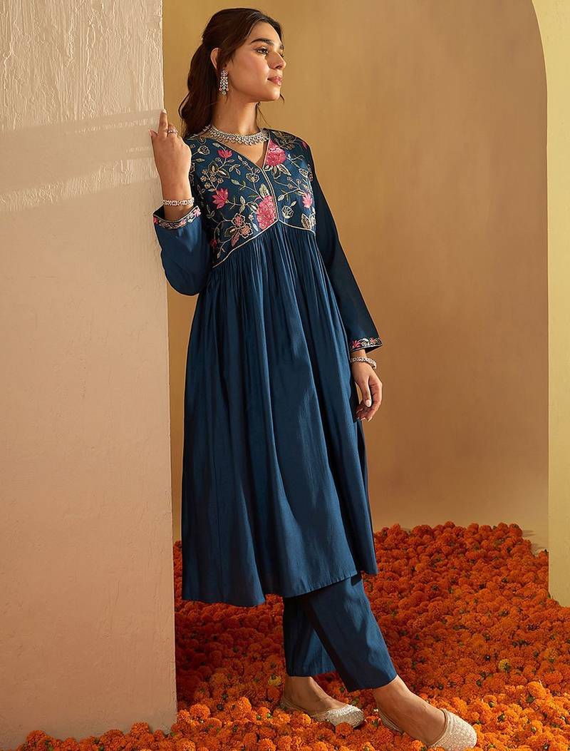 Floral Yoke Design Empire A-Line Sequinned Liva Kurta with Trousers