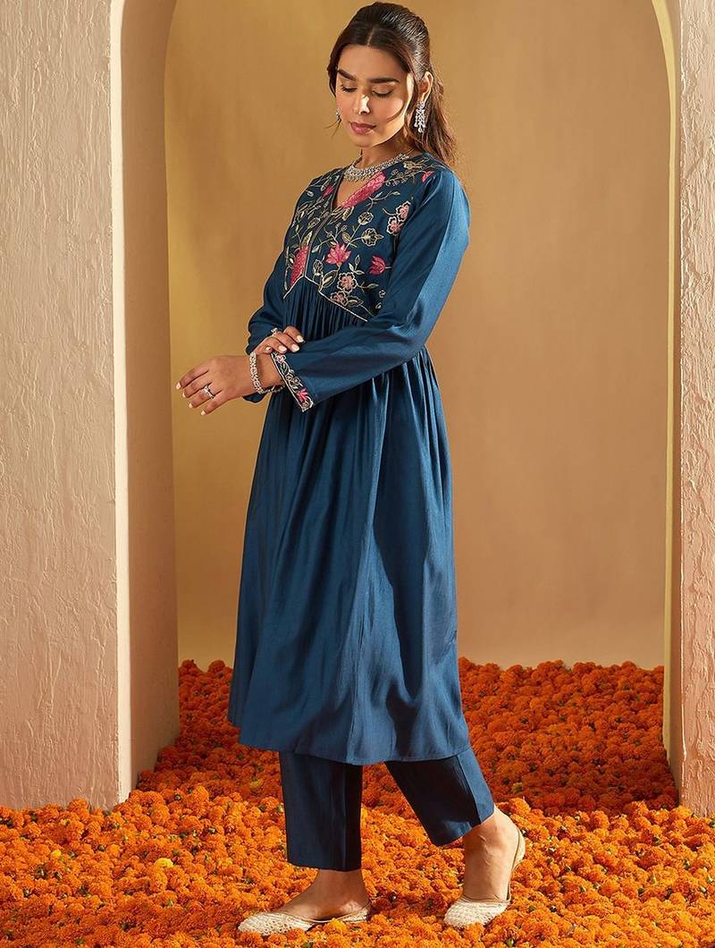 Floral Yoke Design Empire A-Line Sequinned Liva Kurta with Trousers