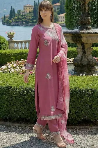 Women Floral Embroidered Regular Thread Work Kurta with Trousers & With Dupatta