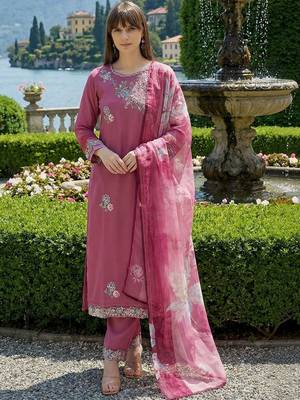 Women Floral Embroidered Regular Thread Work Kurta with Trousers & With Dupatta 3