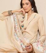 Women Floral Embroidered Regular Thread Work Kurta with Trousers & With Dupatta