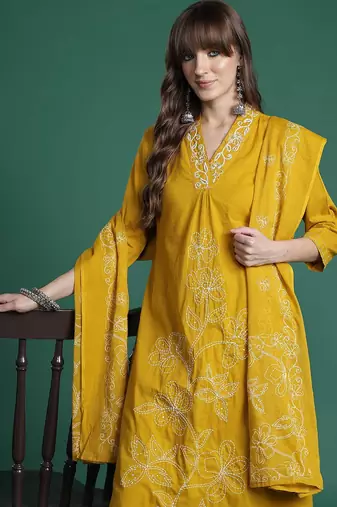 Floral Embroidered Thread Work Pure Cotton Kurta with Trousers & With Dupatta