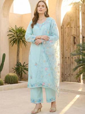 Women Floral Embroidered Regular Thread Work Kurta with Palazzos & With Dupatta 1