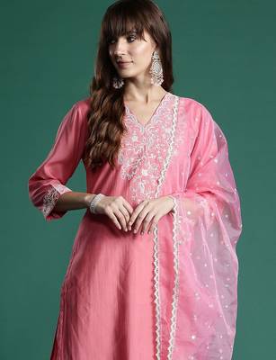Floral Embroidered Sequinned Liva Kurta With Trousers & Dupatta 1