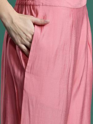 Floral Embroidered Sequinned Liva Kurta With Trousers & Dupatta 4