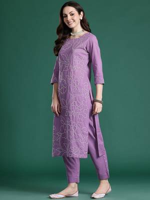 Floral Embroidered Thread Work Pure Cotton Kurta with Trousers 4
