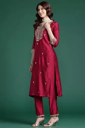 Women Embroidered Straight Kurta Set