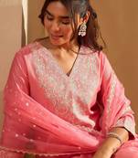 Floral Embroidered Liva V-Neck Straight Kurta With Trousers And Dupatta
