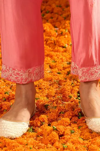 Floral Embroidered Liva V-Neck Straight Kurta With Trousers And Dupatta