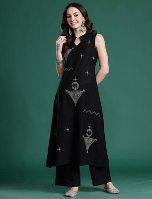 Ethnic Motifs Embroidered Pure Cotton Kurta with Palazzos 1