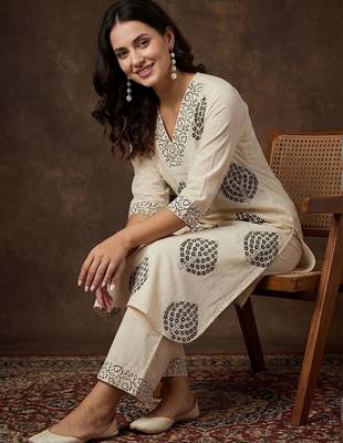 Women Ethnic Motifs Printed Regular Sequinned Pure Cotton Kurta with Palazzos 1