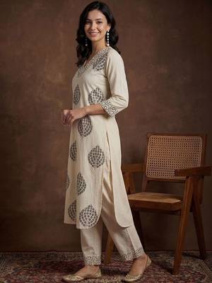Women Ethnic Motifs Printed Regular Sequinned Pure Cotton Kurta with Palazzos 4