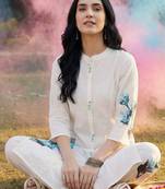 Women Floral Printed Regular Pure Cotton Kurta with Trousers