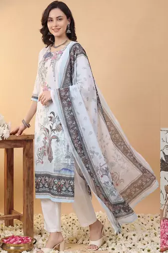Women Floral Printed Regular Kurta with Trousers & With Dupatta