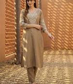 Women Ethnic Motifs Embroidered Regular Thread Work Kurta with Trousers