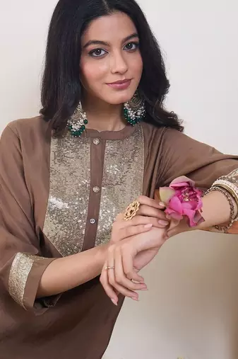 Sequinned Straight Kurta With Trouser