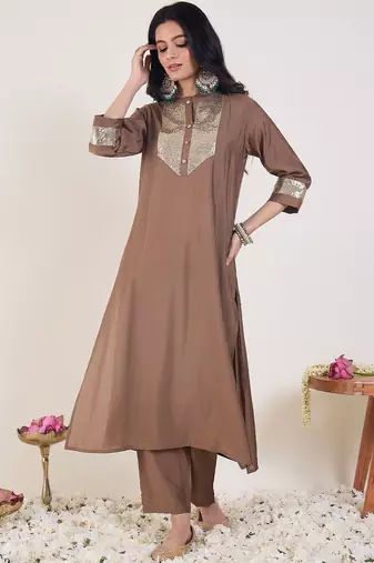 Sequinned Straight Kurta With Trouser