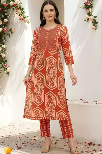 Women Ethnic Motifs Printed Regular Pure Cotton Kurta with Trousers