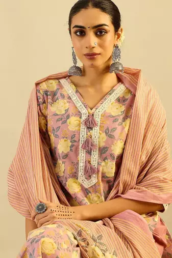 Floral Printed Pure Cotton Kurta With Trousers & Dupatta