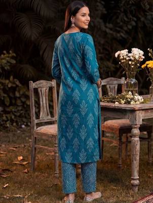 Women Ethnic Motifs Printed Regular Thread Work Linen Kurta with Trousers & With Dupatta 6