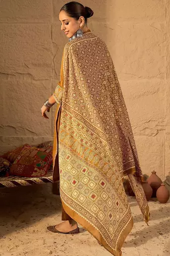 Women Printed Straight Pure Cotton Kurta Trousers With Printed Dupatta set