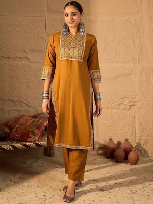 Women Printed Straight Pure Cotton Kurta Trousers With Printed Dupatta set 5