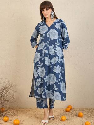 Floral Printed Pleated V Neck Straight Kurta With Trousers 1